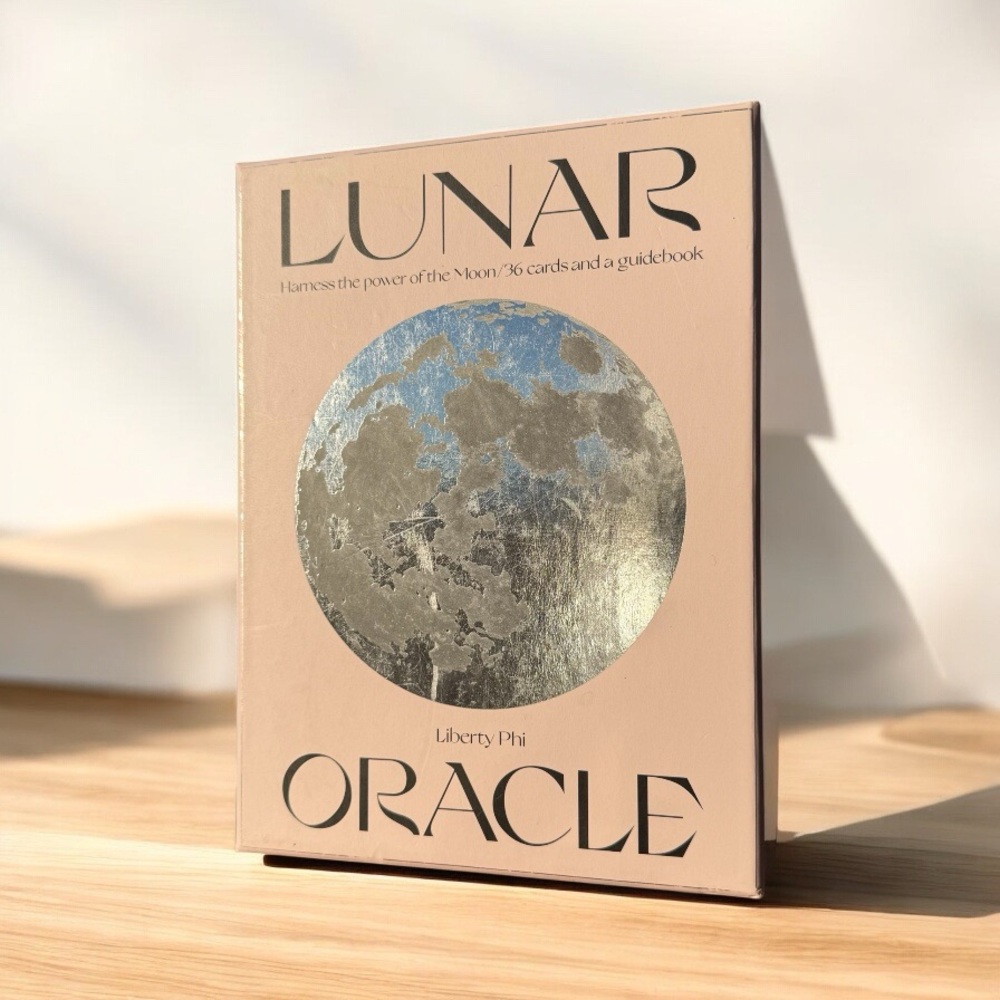 LUNAR ORACLE – HARNESS THE POWER OF THE MOON (2022 EDITION)